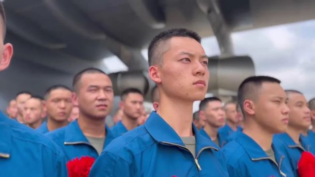 坐着運(yun)-20去上學,開學(xue)典禮是航空(kong)展!